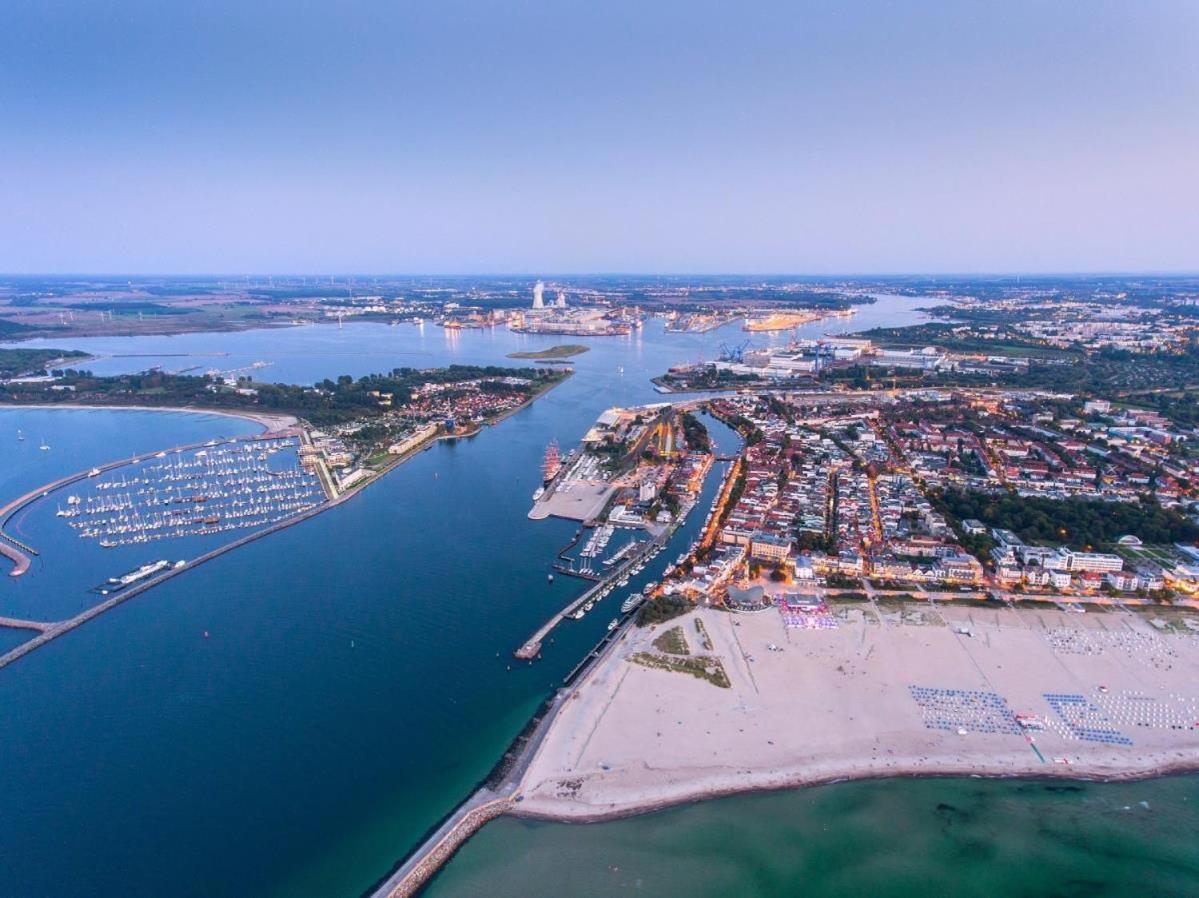 Doppelzimmer Dinner, Direkt Am Alten Strom Rostock Exterior photo